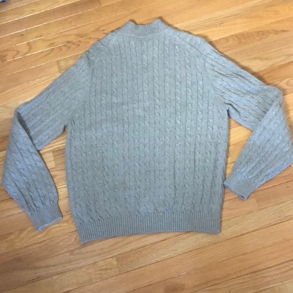 Men’s IZOD Grey Cable Knit Long Sleeved Sweater - Picture 8 of 8